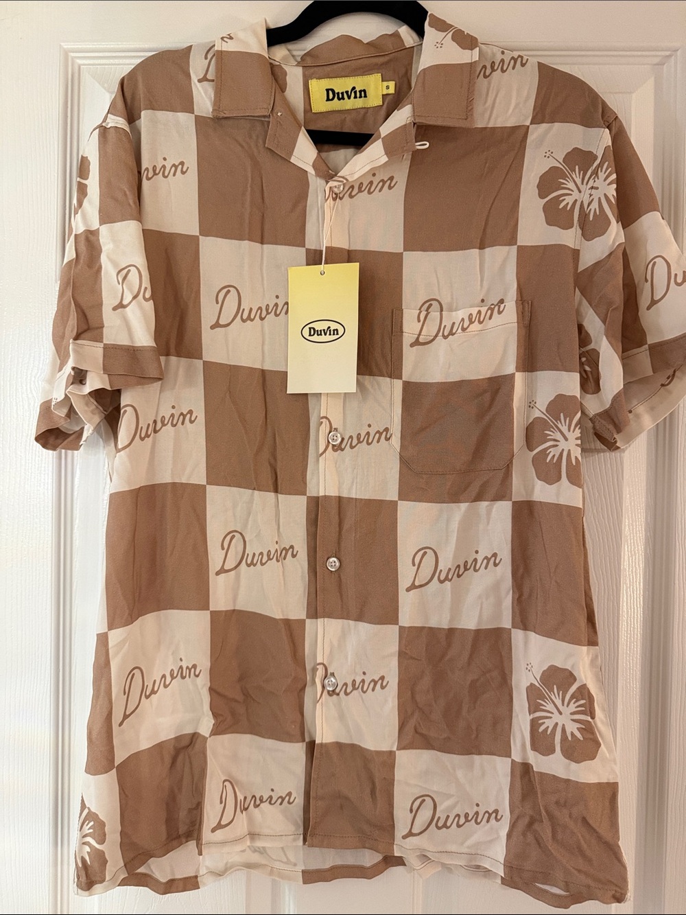 DUVIN Men's SMALL Short-Sleeve Checkered button down Shirt in Beige and Brown